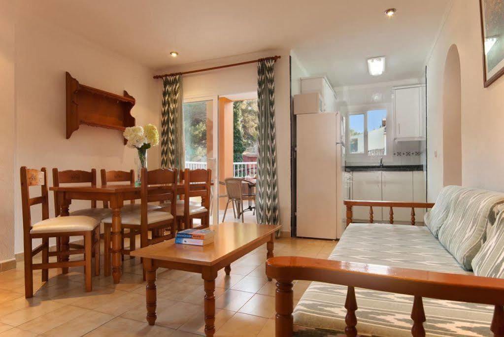 Pinos Altos Apartments Cala San Vicente  Exterior photo