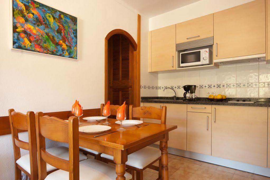 Pinos Altos Apartments Cala San Vicente  Exterior photo