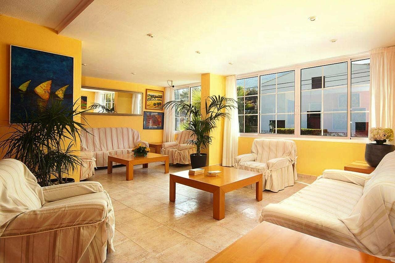 Pinos Altos Apartments Cala San Vicente  Exterior photo